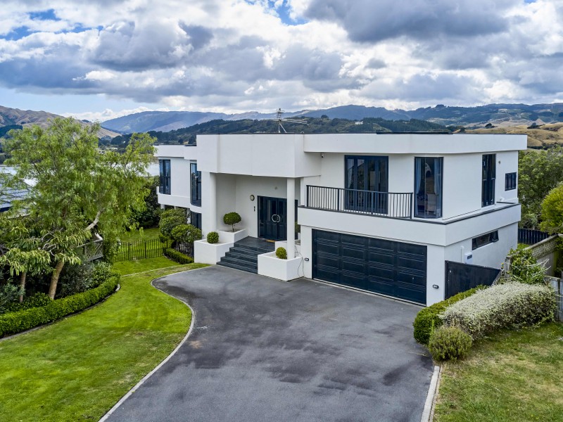 17 Bowsprit Way, Whitby, Porirua, 6 침실, 0 욕실