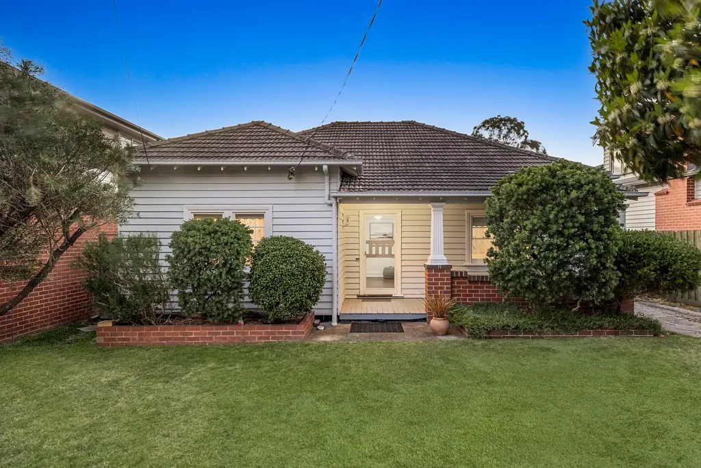 43 Canterbury Street, Hughesdale, VIC 3166
