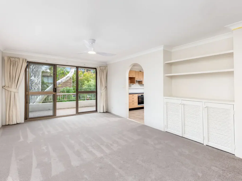 Quality Apartment with New Carpet