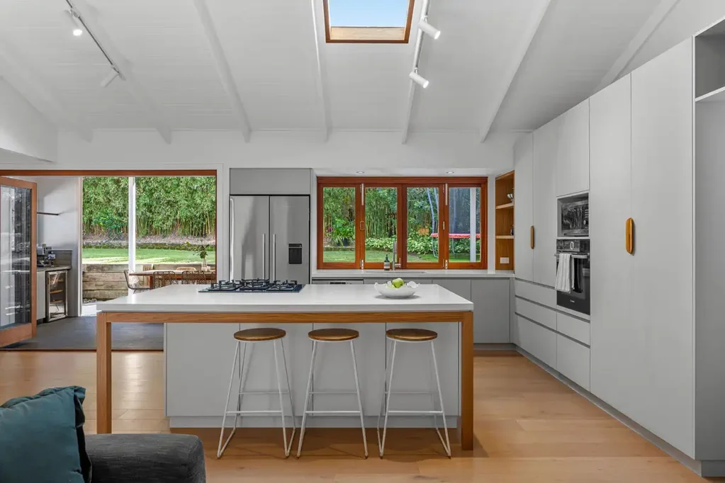 Thornlands 4ਬੈੱਡਰੂਮ An architectural-style renovation that must be seen.