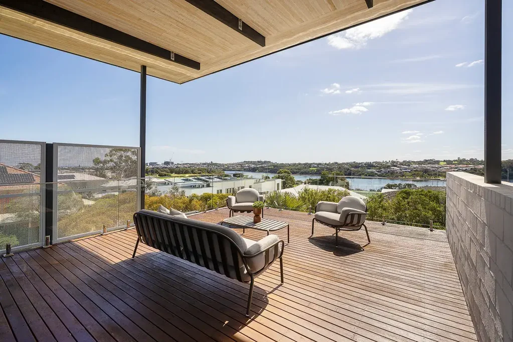 East Fremantle 4ਬੈੱਡਰੂਮ Philip House by Rachel Feldhusen