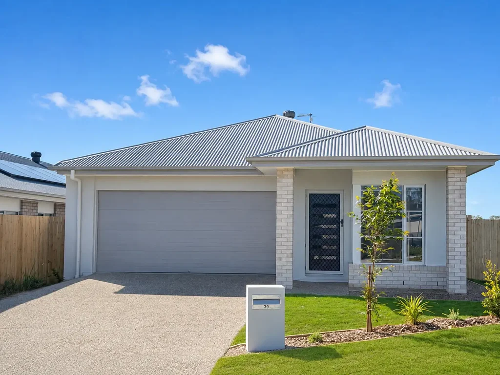 Brand New Family Home with 3 Bedrooms + Study | Modern Living in Park Ridge