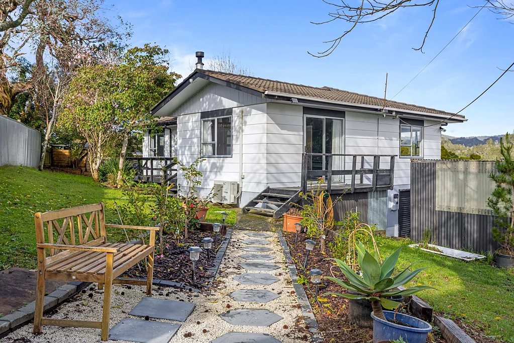 5 Wallace Road, Ranui, Waitakere City, Auckland