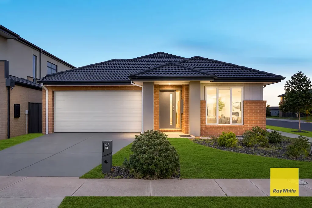 Tarneit 4房 尊贵Grand Central Estate的现代生活 Modern Living in the Prestigious Grand Central Estate