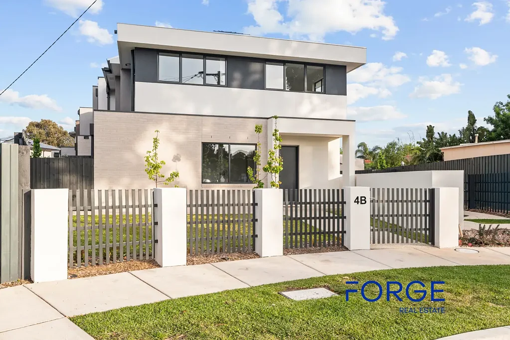 Brand-New Bayside Luxury in Hampton East