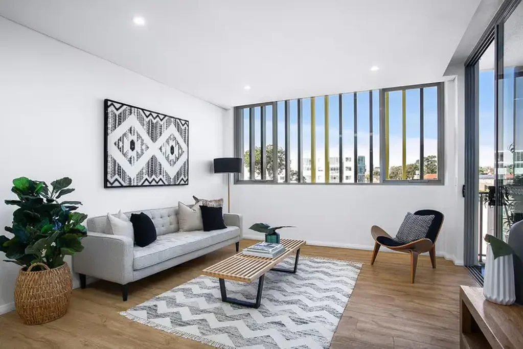 Spacious & Modern One-Bedroom Apartment in Prime Location