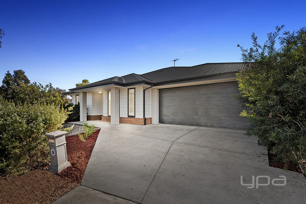 8 Aviation Drive, Diggers Rest, VIC 3427