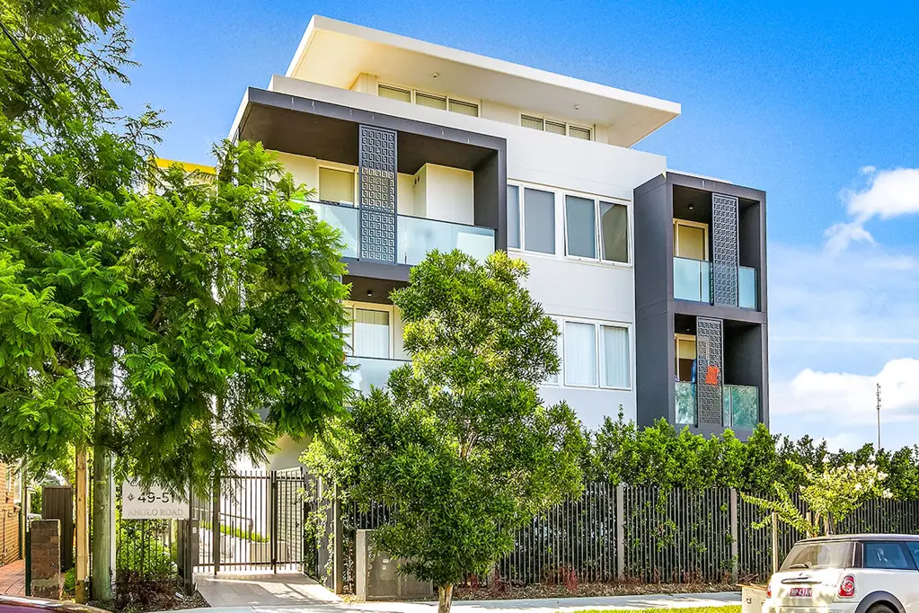 Campsie 1ห้องนอน 1 Bed Apt with Private Courtyard In the Heart of Campsie