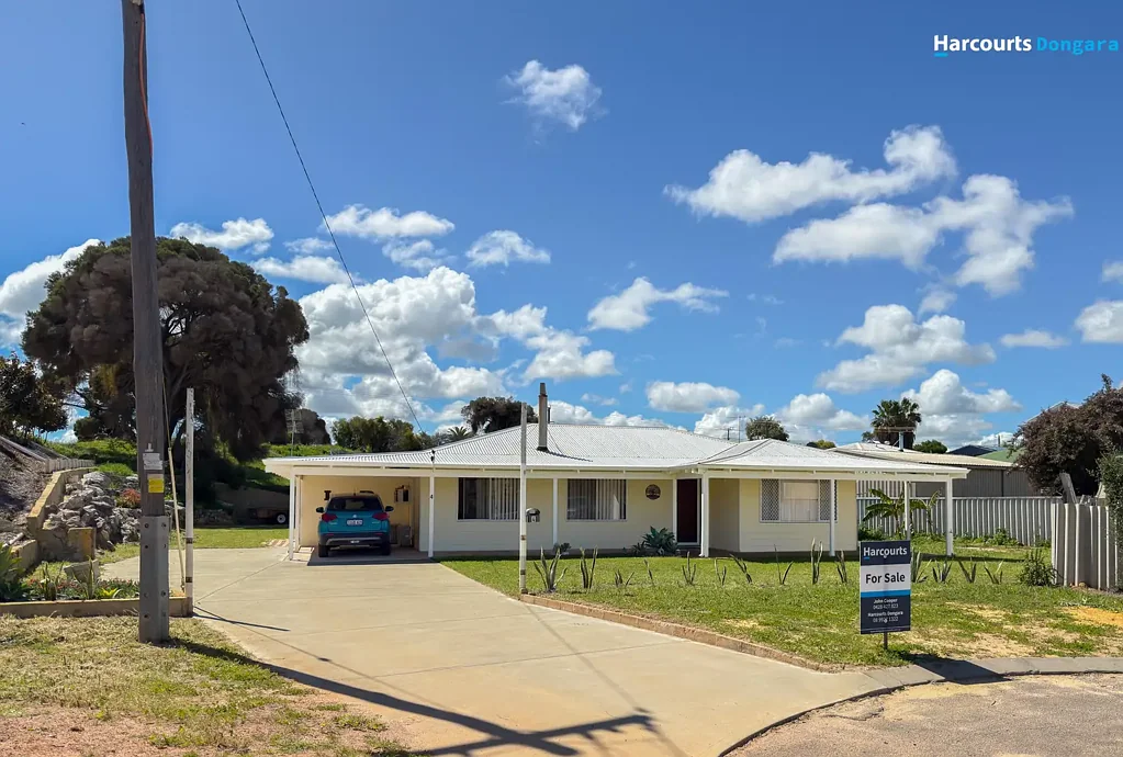 4 Dent Court, Port Denison, WA 6525