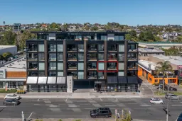 202/30-32 Anzac Road, Browns Bay