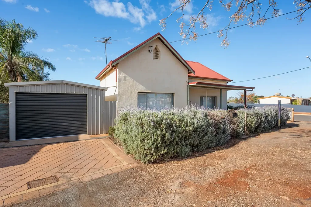 South Kalgoorlie 4ਬੈੱਡਰੂਮ Sunlight, Space & South Kalgoorlie Style