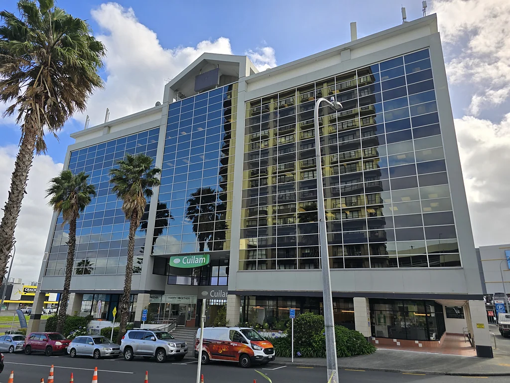 Manukau Professional Office in Manukau Central