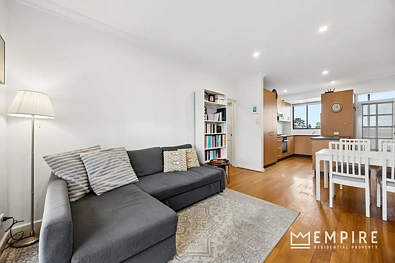 Applecross 2 Slaapkamer Applecross Lifestyle, Convenience and Easy-Care Living!