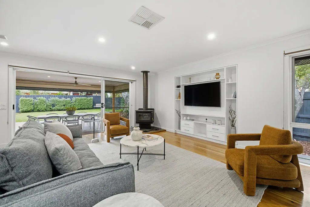 2 Dianne Court, Cheltenham, VIC 3192