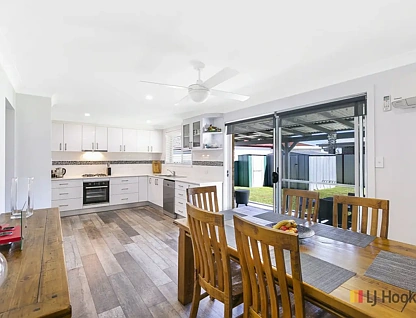 23 Ravenswood Street, Mannering Park, NSW 2259, 4 ਕਮਰੇ, 2 ਬਾਥਰੂਮ, House