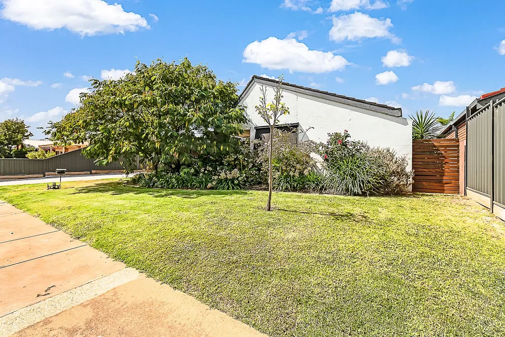 Comfortable Home with an Enclosed Front and Rear Garden