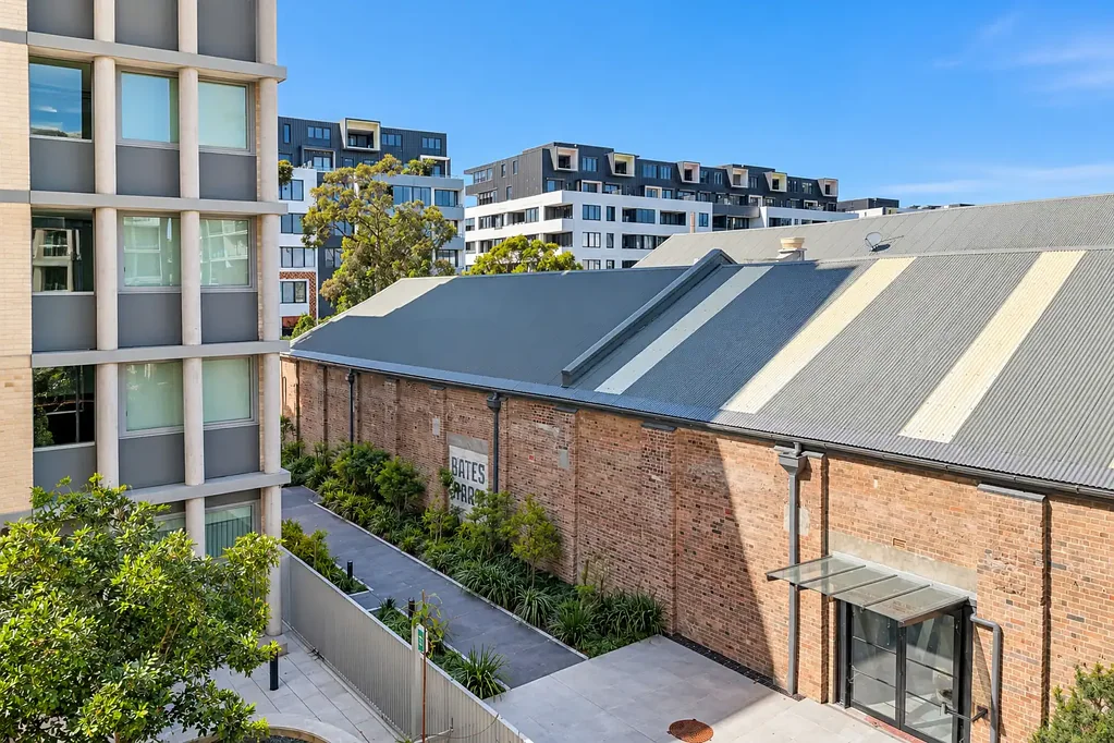 Unrivalled Luxury Apartment - Award Winning Rothschild Development