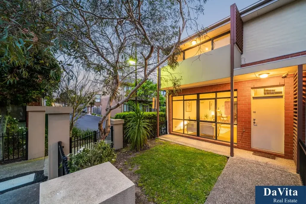 Location, Lifestyle and Spacious Living in the Heart of Clayton!