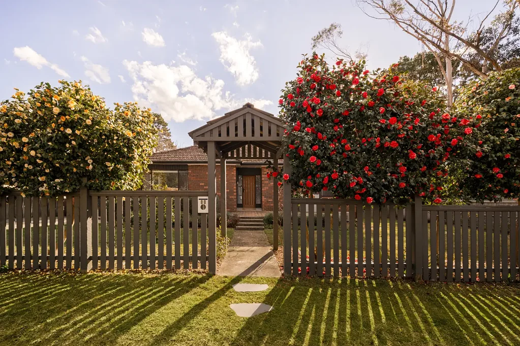 Katoomba 4房  Classic Charm, Family Comfort & Outdoor Living