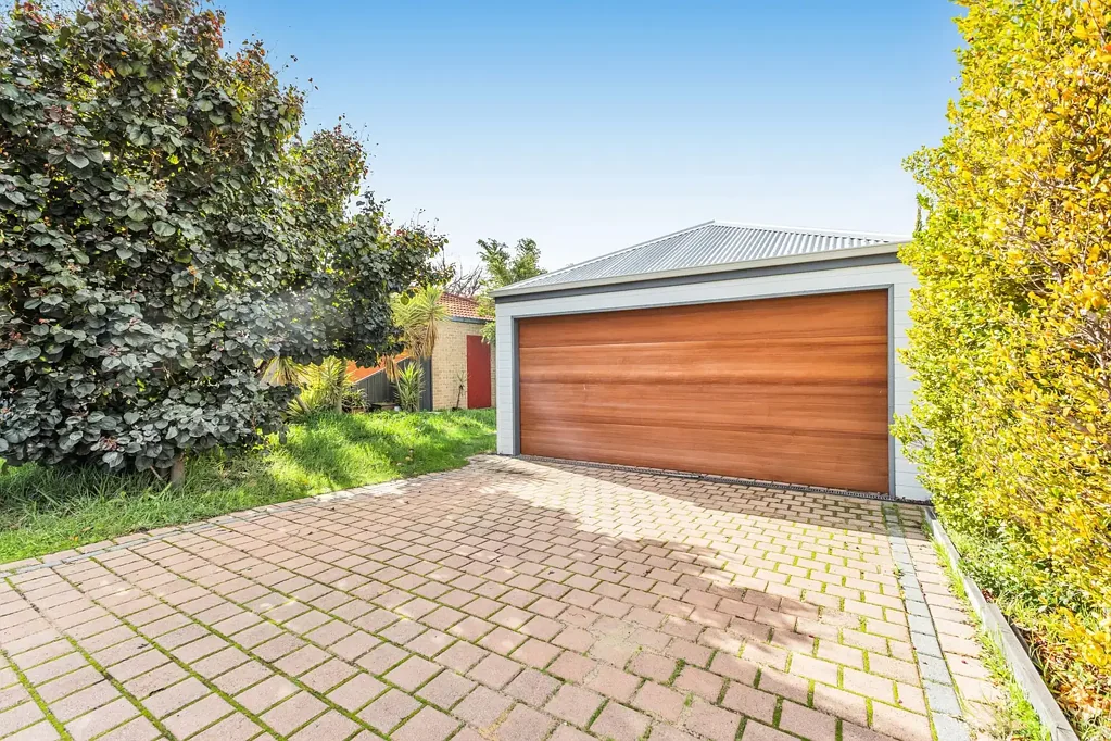 Wilson 4Phòng ngủ MAGNIFICENT MODERN HOME NEAR CANNING RIVER AND CURTIN UNIVERSITY!