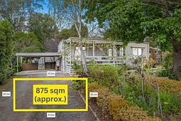 602A Warburton Highway, Seville