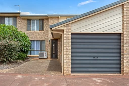 2/56 Gordon Avenue, Newtown