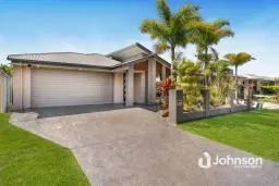 10 Homestead Circuit, Maudsland