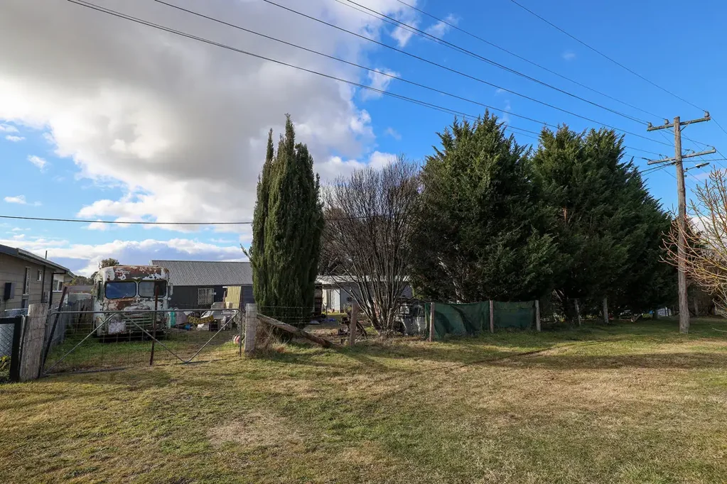 Taralga 1房  Investor Opportunity - 2 Blocks