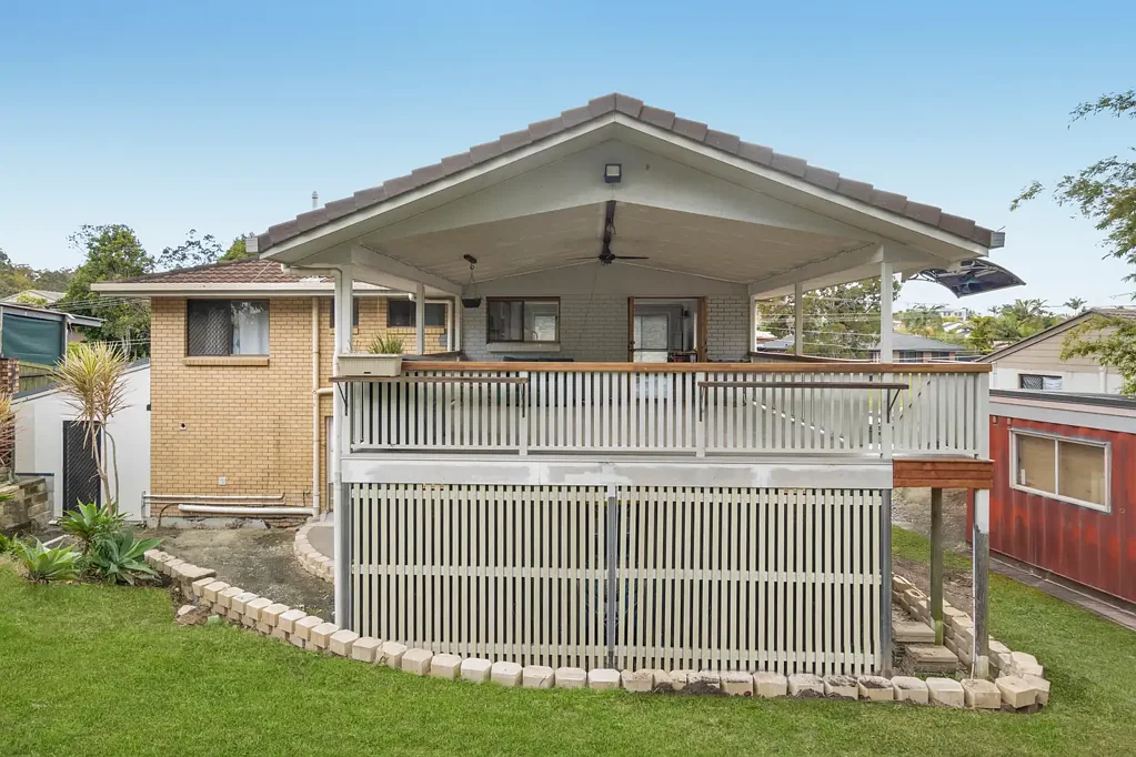 Spacious Family Living with large pool!