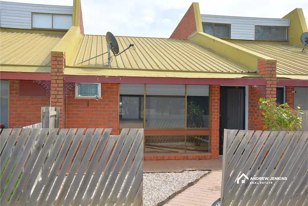 Barooga 2 Bedroom Investment Opportunity - Barooga Townhouse