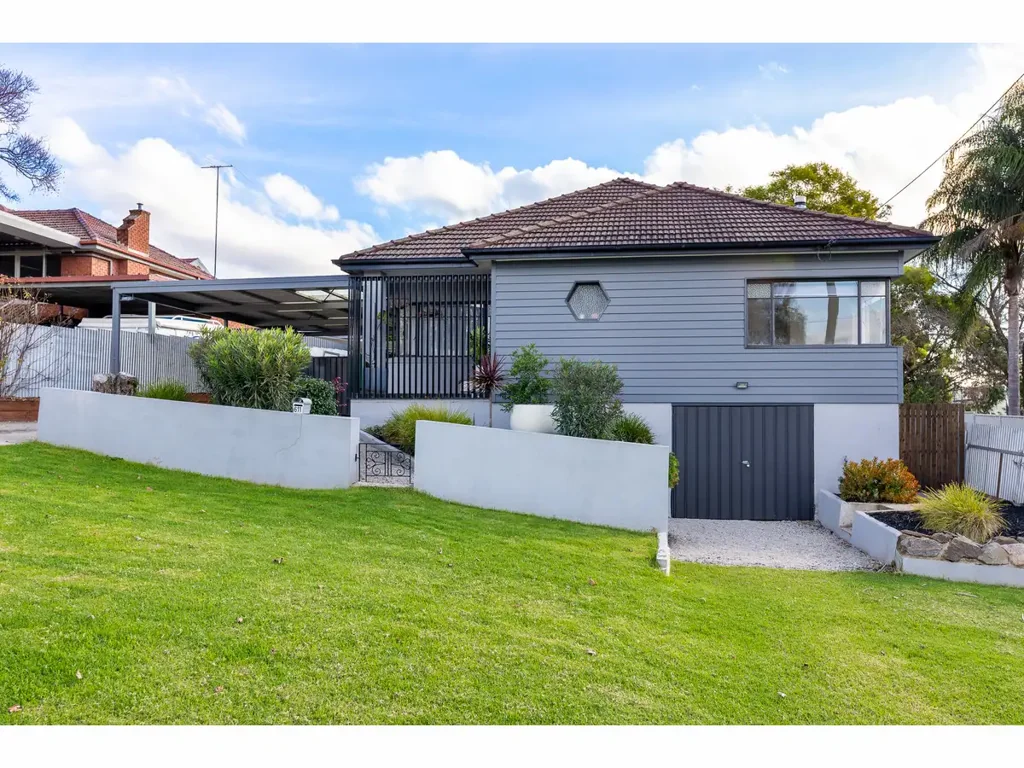 East Albury 3બેડરૂમ BEAUTIFULLY RENOVATED IN PRIME LOCATION