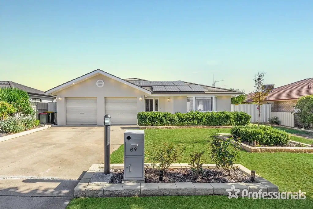 Glenfield Park 3部屋 A 5 STAR refurbishment awaits you !