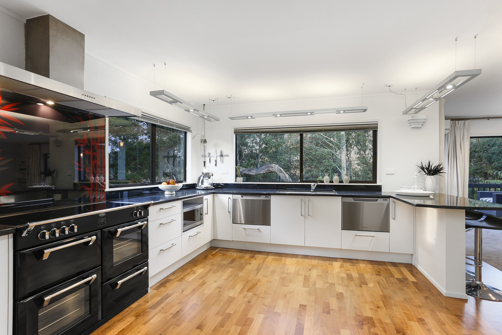 28 Ravenstone Place, Chatswood, Auckland - North Shore, 4 habitaciones, 2 baños