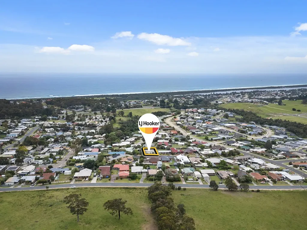 12 Ewing Court, Lakes Entrance, VIC 3909