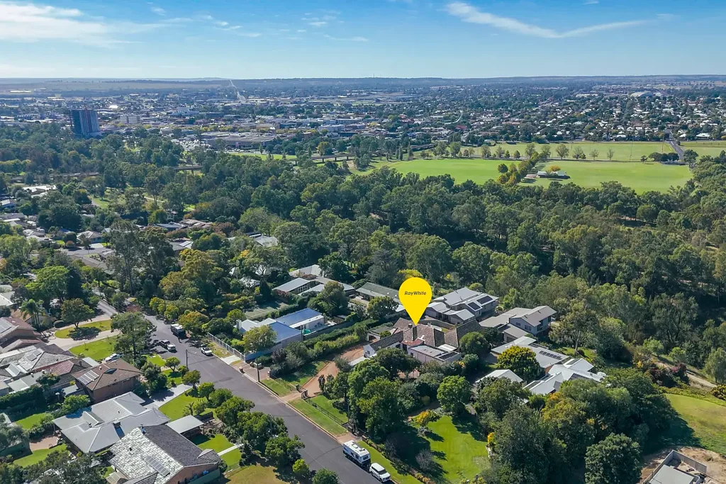 50 Stonehaven Avenue, Dubbo, NSW 2830
