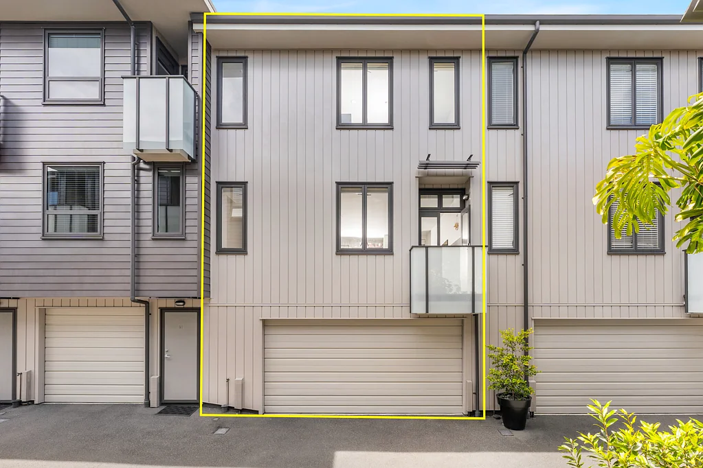 Mount Eden 2部屋 Modern Townhouse in Top Central Location