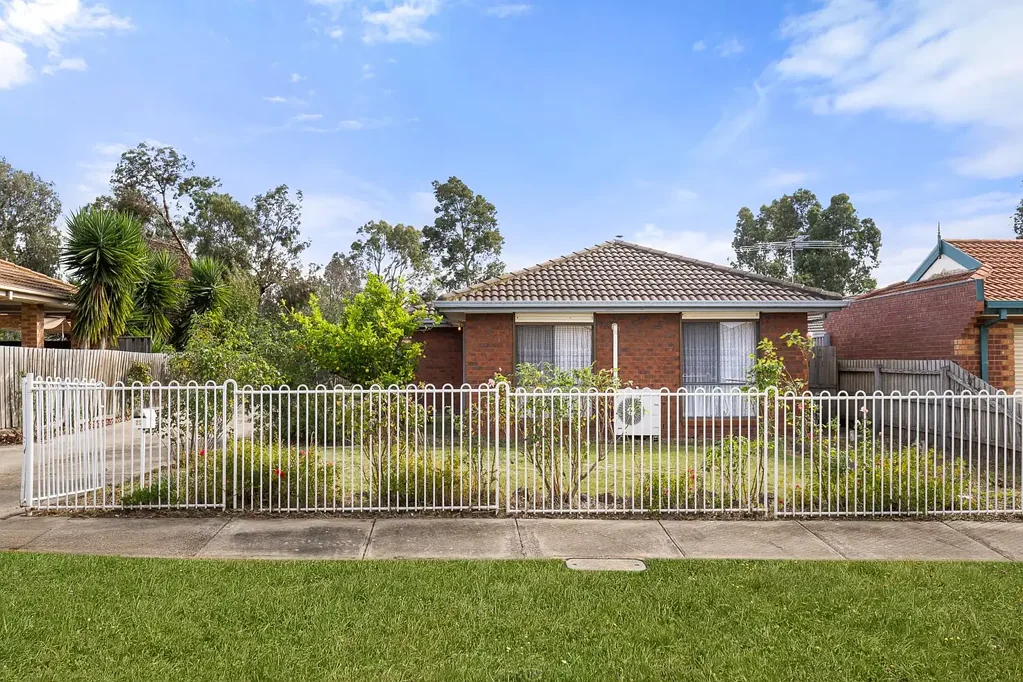 Spacious Family Home in a Prime Sydenham Location