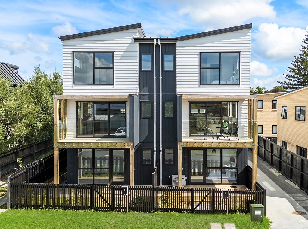 Te Atatu Peninsula 4房  Quality Family home from $629k