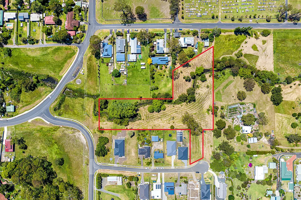 15 Patterson Close, Moruya, NSW 2537