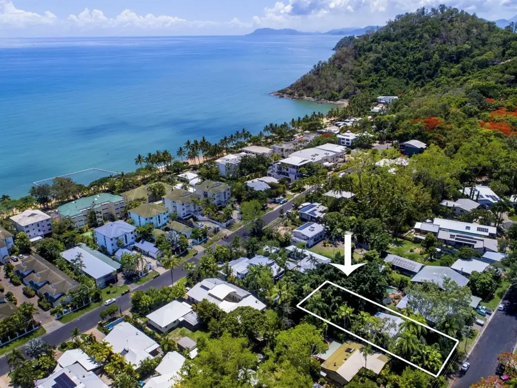 Trinity Beach 4房  Private Tropical Sanctuary - Prime Location