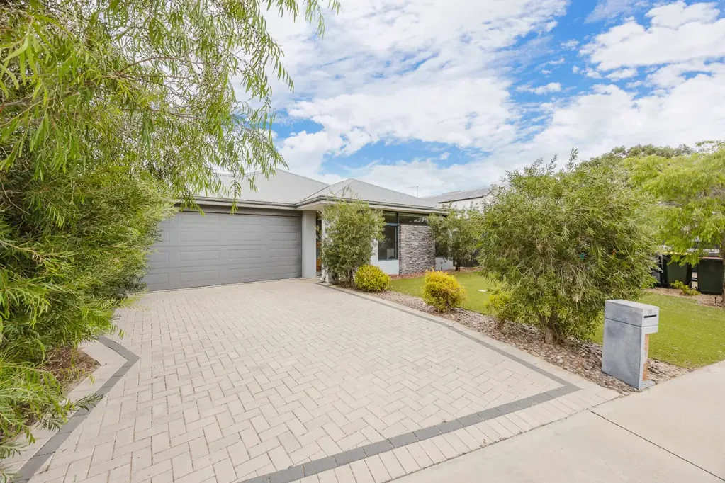 38 Mariala Vista, Yanchep, WA 6035