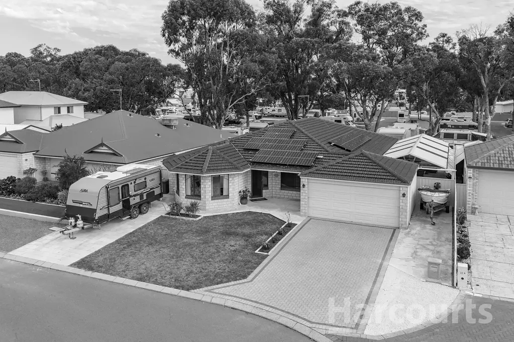 Falcon 4غرفة نوم Under Offer by HARCOURTS Mandurah - Bree Thompson