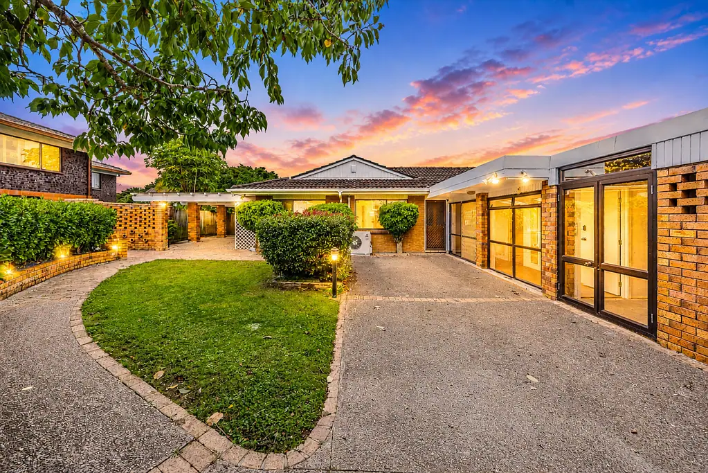 Totara Heights 4房  Freshly renovated dream home - Must Be Sold