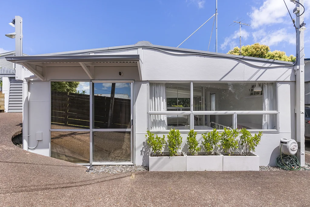 2/58 Birkdale Road, Birkdale, North Shore City, Auckland
