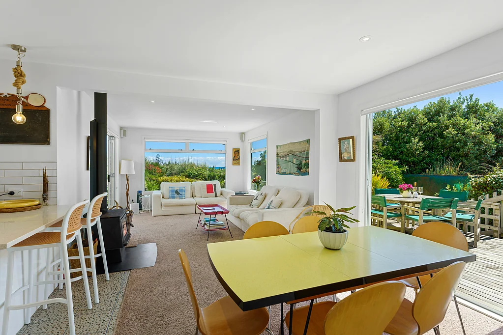 Te Horo 4房  Coastal Escape: Space, Comfort & Sunshine!