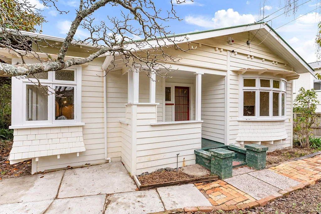 Mount Albert 3 Slaapkamer 607m2 MHU - Prime Opportunity