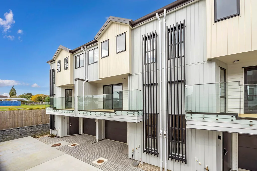 Lot 7 /17 Kingdale Road, Henderson, Waitakere City, Auckland
