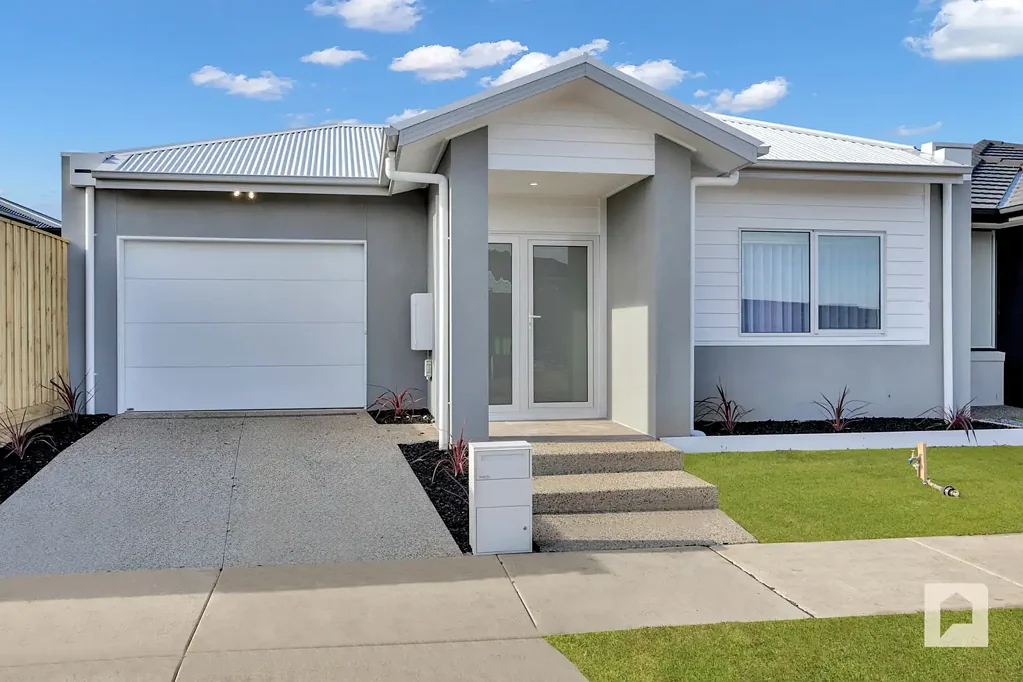 Hampton Heritage Meets Modern Living:  Ready to Rent