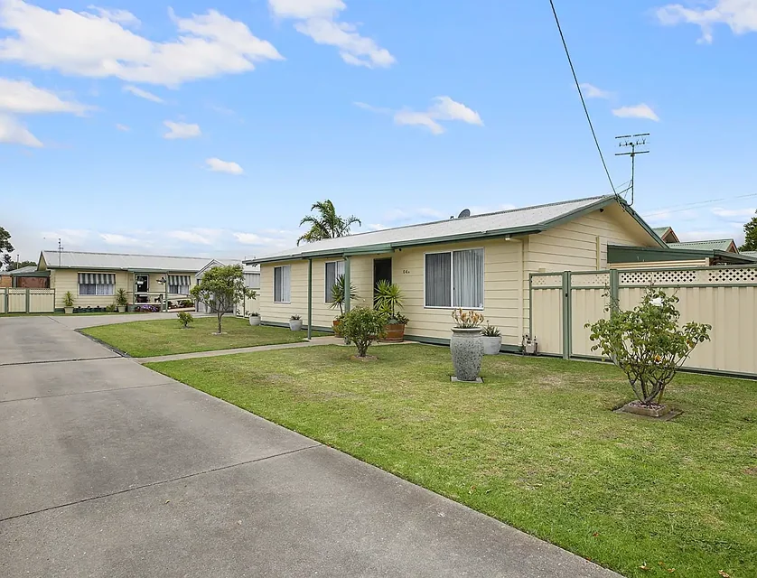 64A&B Campbell Street, Colac, VIC 3250, 6 ਕਮਰੇ, 2 ਬਾਥਰੂਮ, House