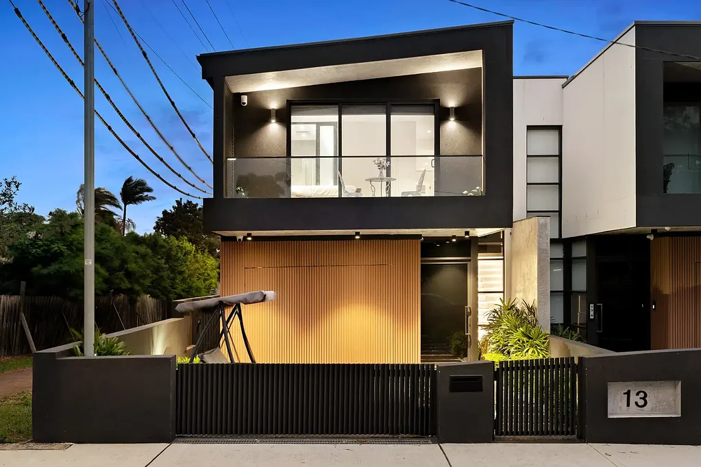 Elegant parkside duplex